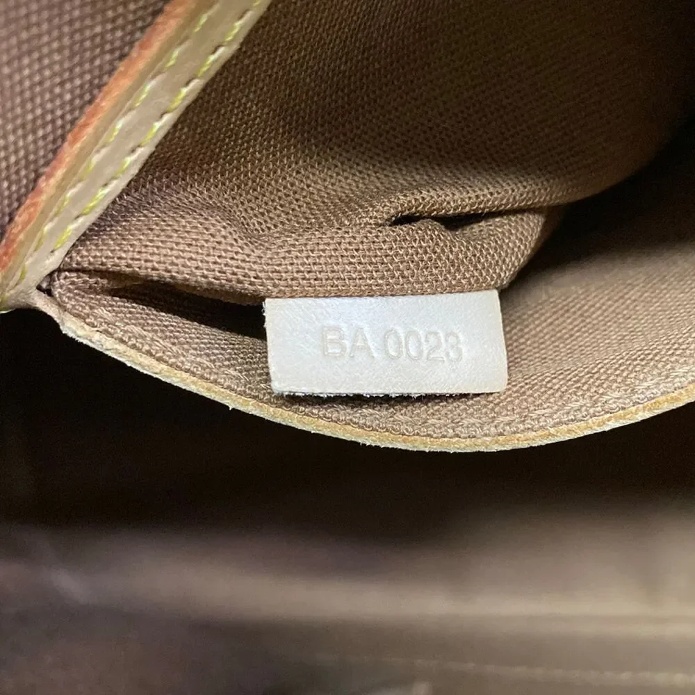 Louis Vuitton Alma Monogram Handbag M51130